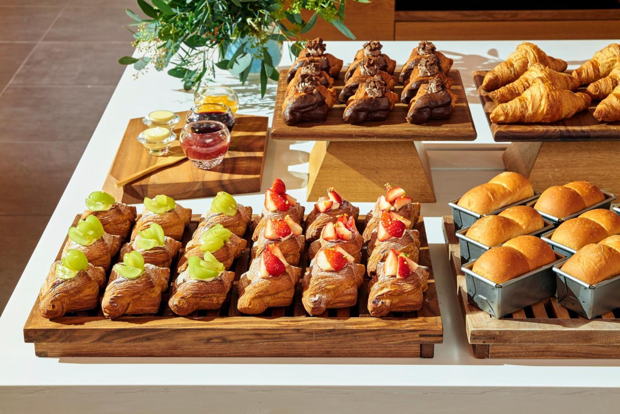 Omo7 Osaka By Hoshino Resorts 外观 照片 A selection of pastries